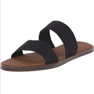 Sanuk Strapped Sandals